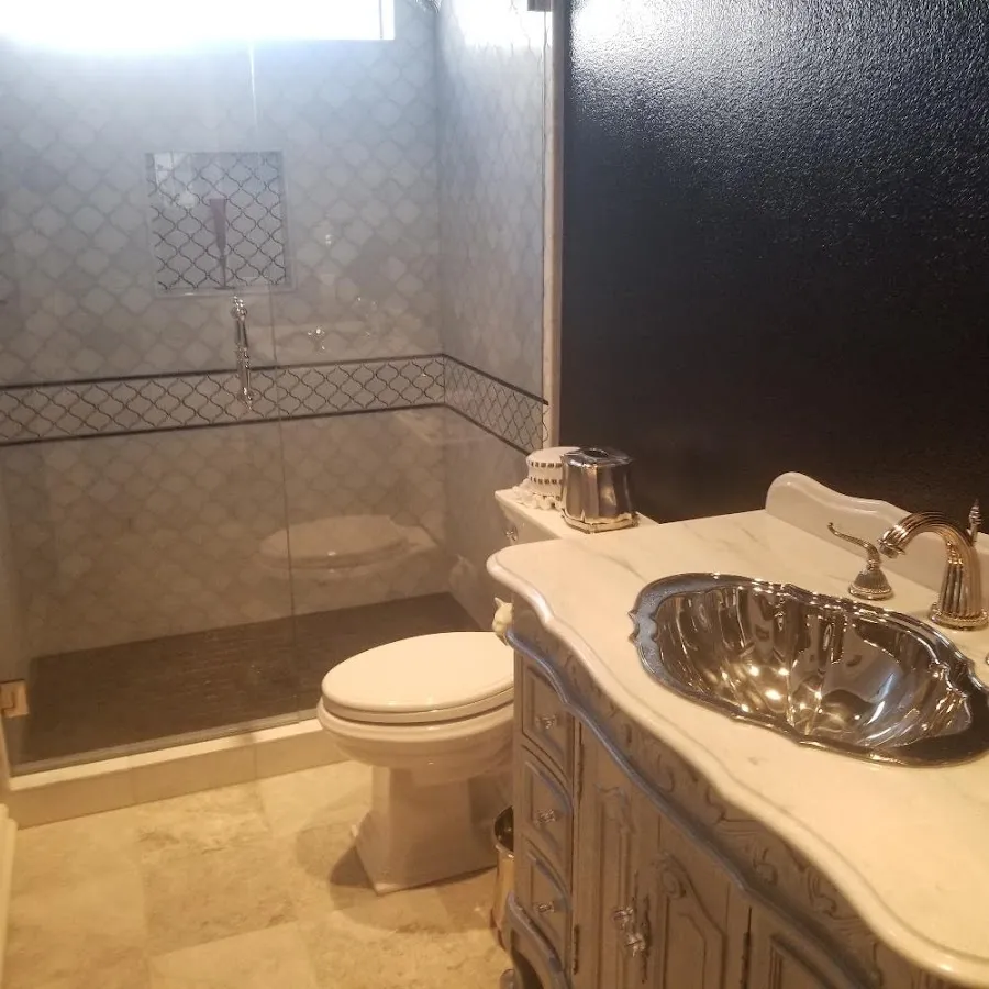 Professional plumbing work and bathroom remodeling in Etowah